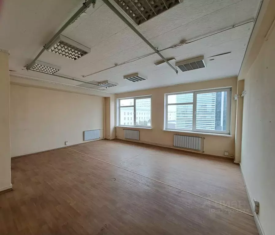 Помещение свободного назначения в Свердловская область, Екатеринбург ... - Фото 1