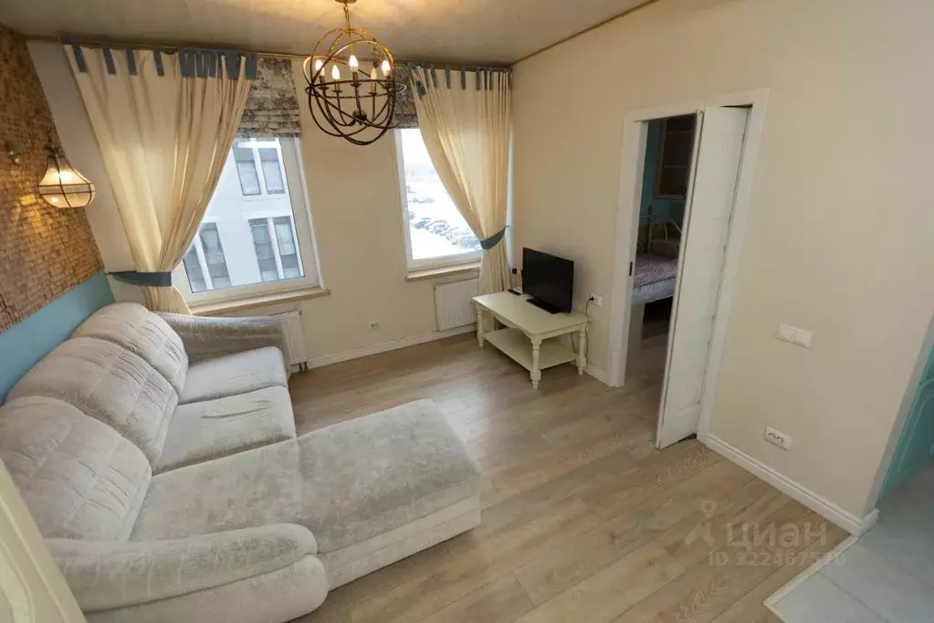 2-к кв. Санкт-Петербург Полтавский проезд, 2 (46.2 м) - Фото 1