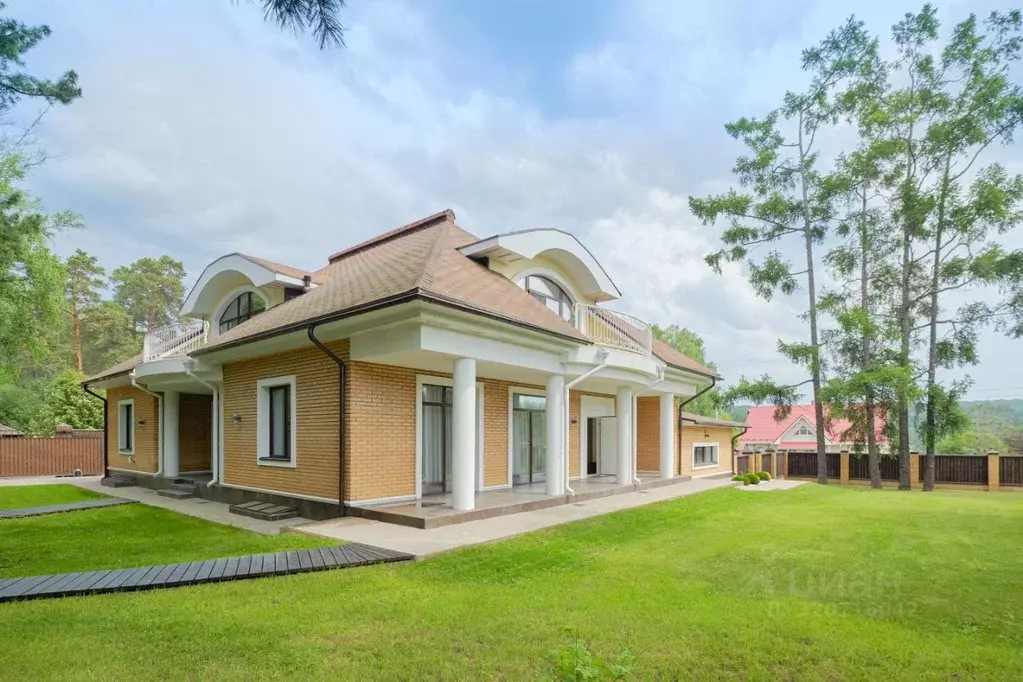 Коттедж в Томская область, Томск Басандайская ул., 31 (550 м) - Фото 1