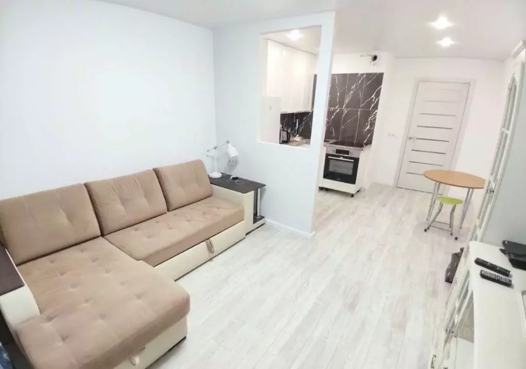 Студия Ленинградская область, Кировск бул. Партизанской Славы, 1 (38.0 ... - Фото 1