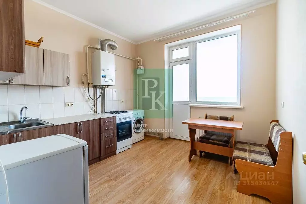 1-к кв. Севастополь ул. Комбрига Потапова, 12 (43.3 м) - Фото 0