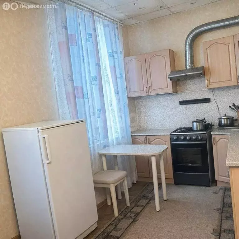 Квартира-студия: Озерск, проспект Победы, 54 (56.1 м) - Фото 2