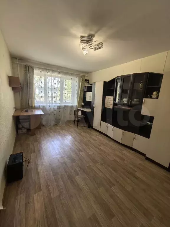 1-к. квартира, 32 м, 1/5 эт. - Фото 0