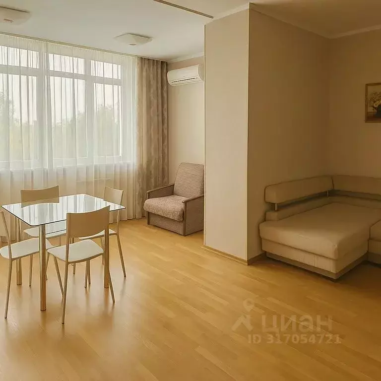 2-к кв. Крым, Евпатория просп. Ленина, 51/50 (70.0 м) - Фото 1