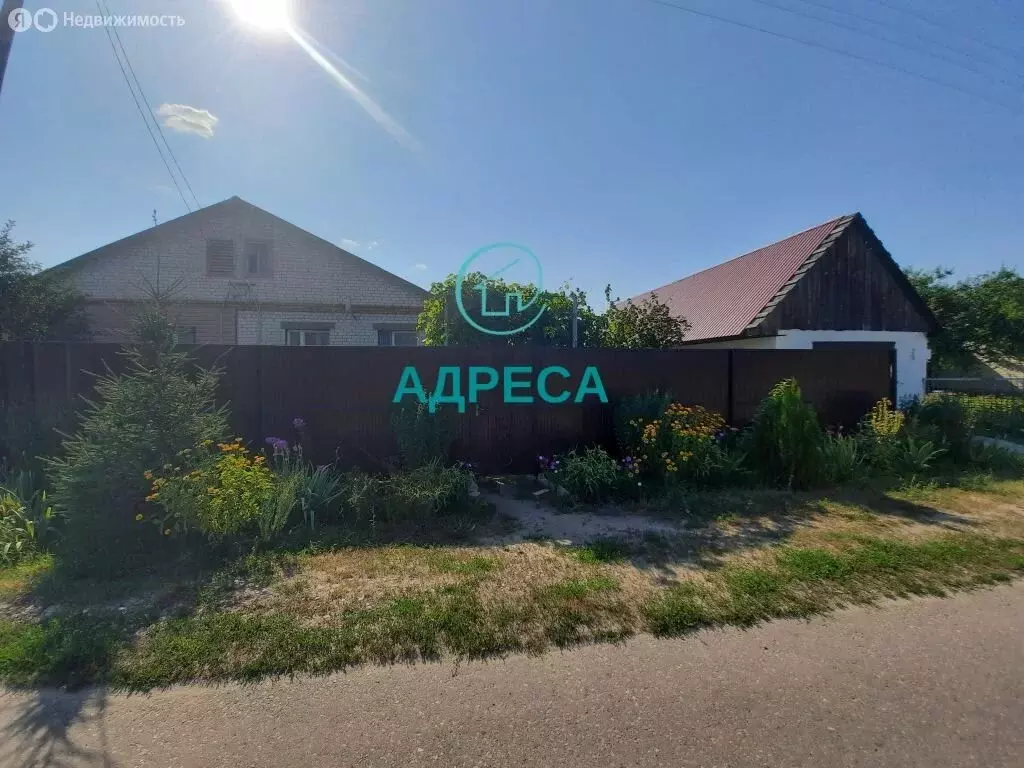Дом в село Ездочное, улица 70 лет Октября (94 м) - Фото 1