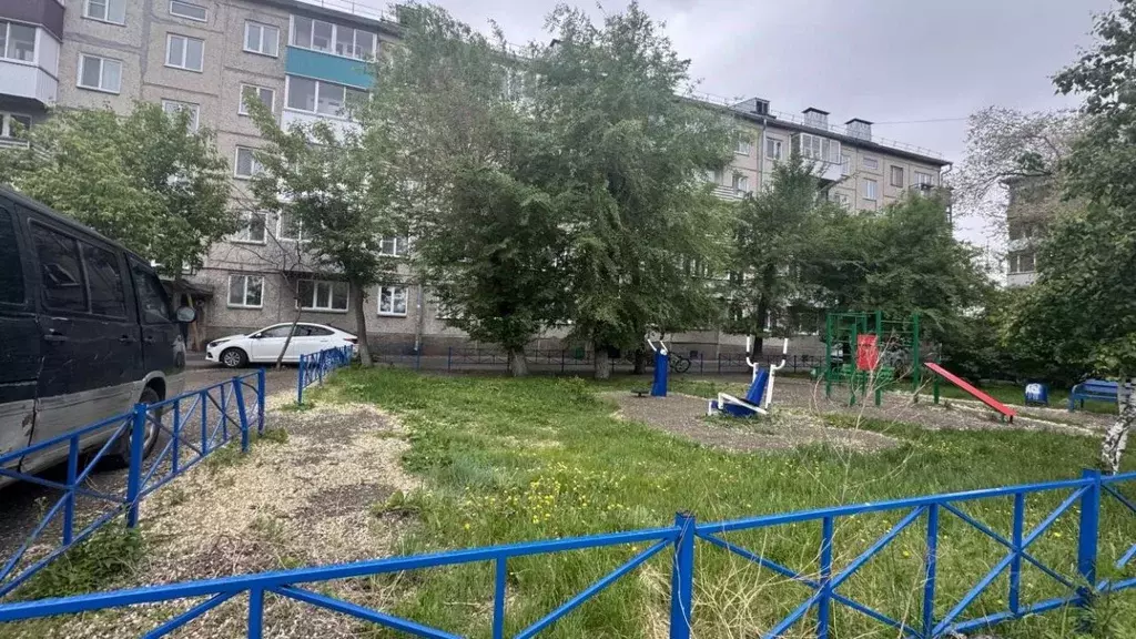 3-к кв. Хакасия, Абакан ул. Чертыгашева, 42 (56.5 м) - Фото 0