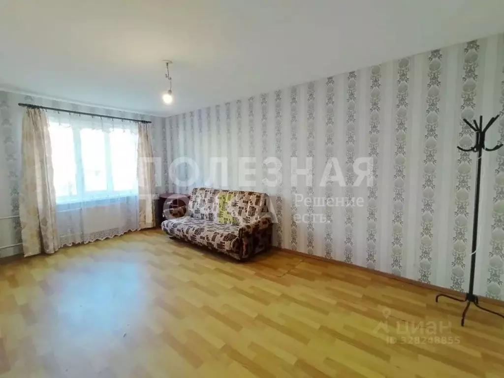 3-к кв. Новгородская область, Боровичи Пушкинская ул., 2 (62.2 м) - Фото 1