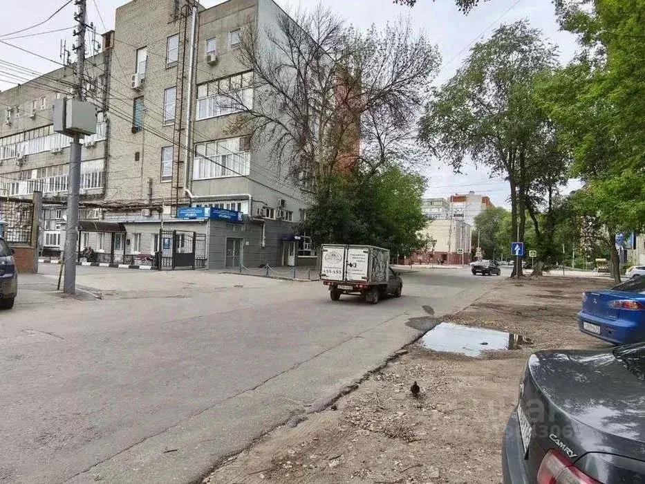 Помещение свободного назначения в Саратовская область, Саратов ул. ... - Фото 1