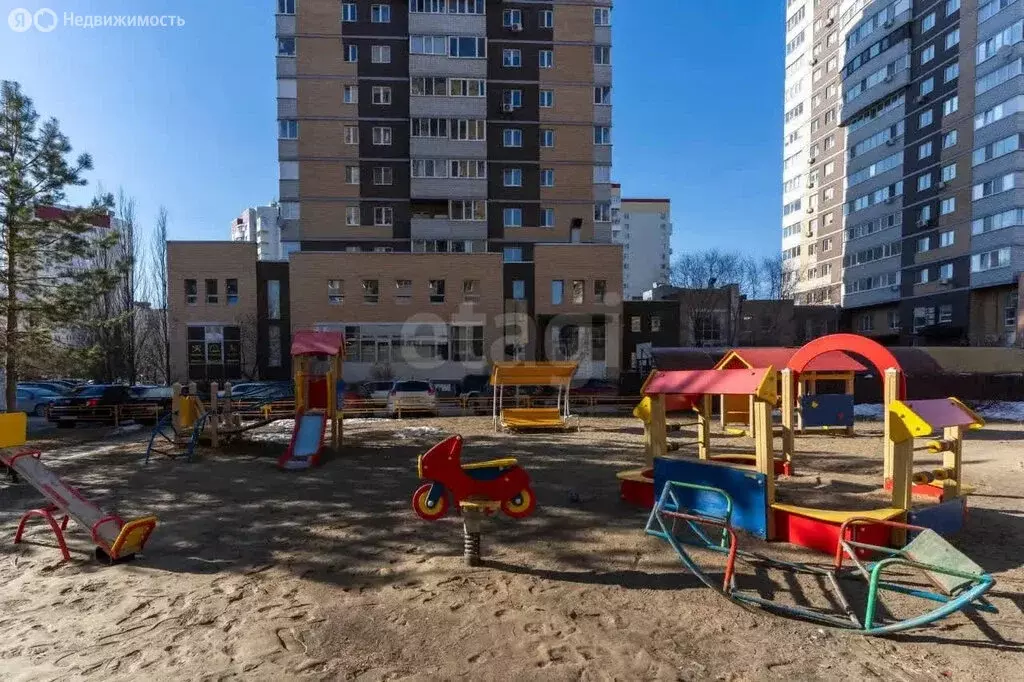 1-комнатная квартира: Тюмень, улица Прокопия Артамонова, 8к1 (40.8 м) - Фото 2