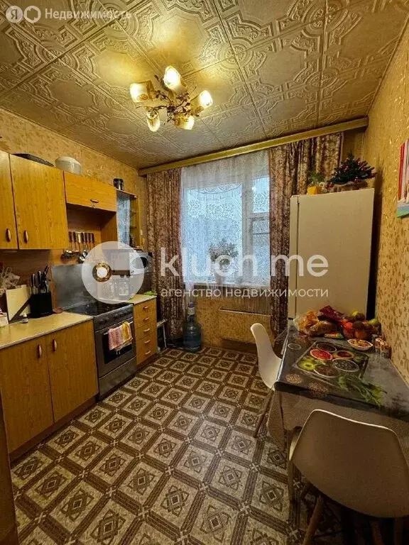 2-комнатная квартира: Химки, улица Бабакина, 3 (50 м) - Фото 1