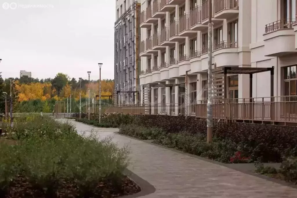 1-комнатная квартира: Тюмень, улица Вадима Бованенко, 7 (43 м) - Фото 1