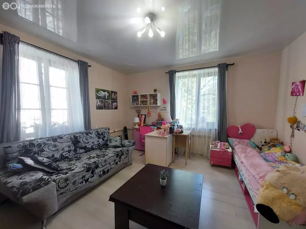 3-комнатная квартира: Псков, улица Максима Горького, 27 (79.5 м) - Фото 1