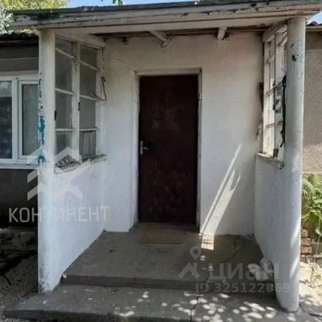 Дом в Крым, Раздольненский район, Славянское с/пос, с. Славянское ул. ... - Фото 1