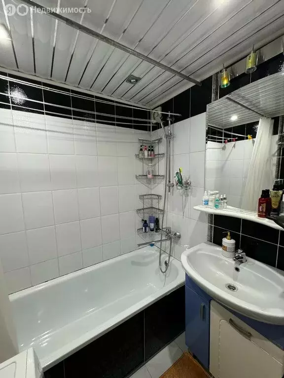 2-комнатная квартира: Новый Уренгой, район Северная Жилая Часть, ... - Фото 0