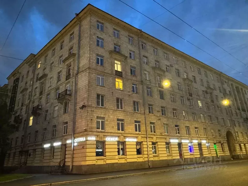 2-к кв. Санкт-Петербург ул. Бабушкина, 42к1 (56.0 м) - Фото 0