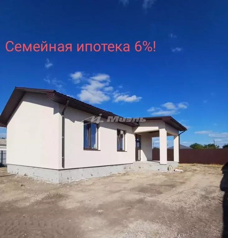 Дом в Крым, Симферопольский район, Чистенское с/пос, с. Новозбурьевка ... - Фото 0