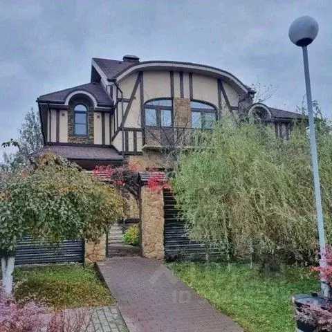 Коттедж в Москва д. Зименки, Антоновка кп, ул. Садовая, 2 (400 м) - Фото 1