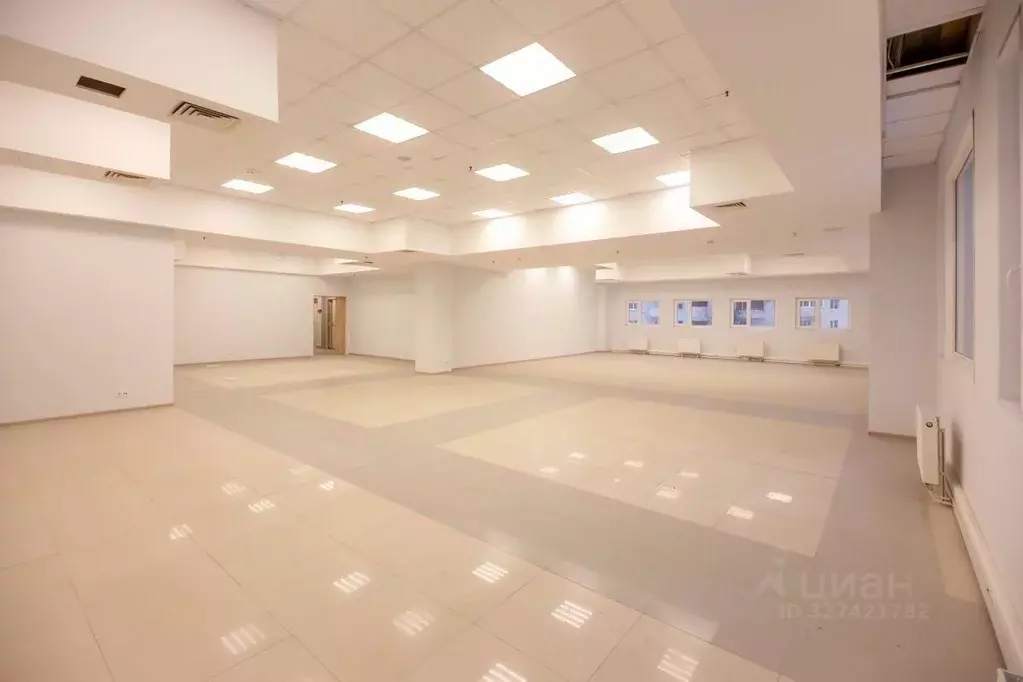 Офис в Санкт-Петербург просп. Испытателей, 30к2 (2491 м) - Фото 2