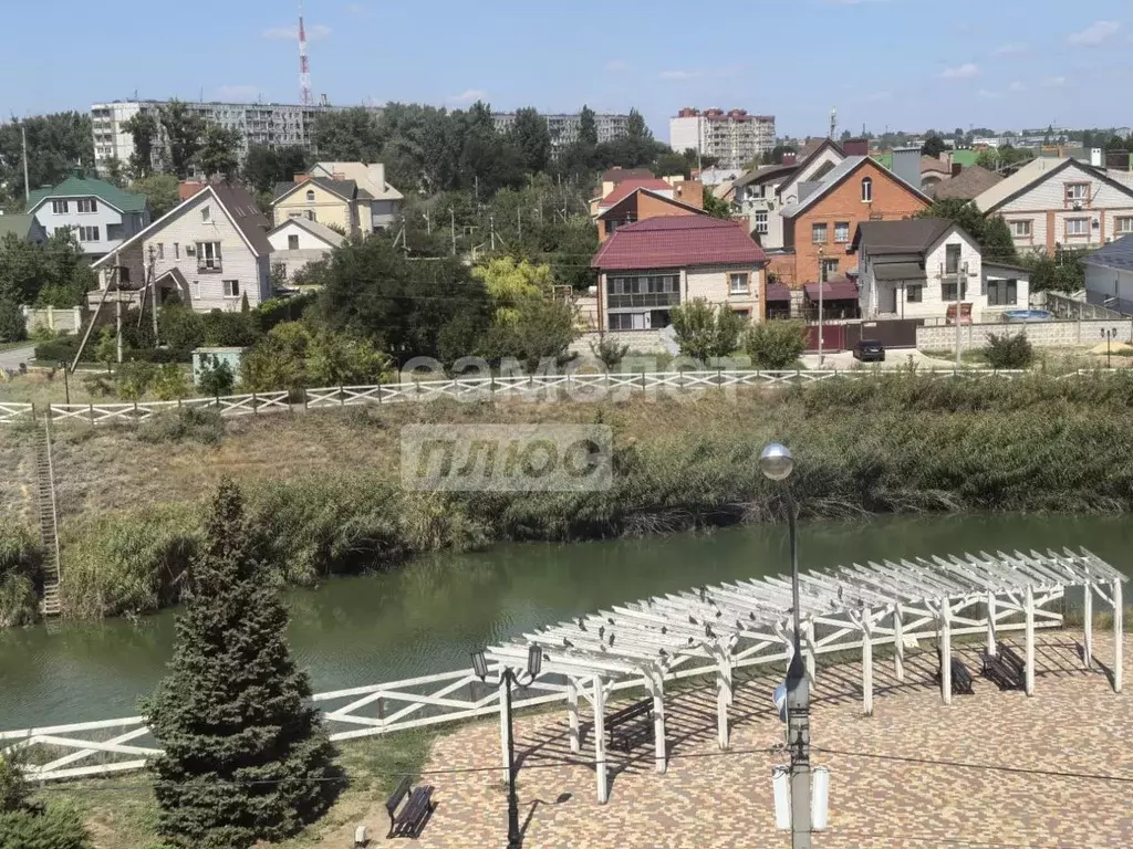 3-к кв. Волгоградская область, Волгоград Шекснинская ул., 91 (97.0 м) - Фото 1