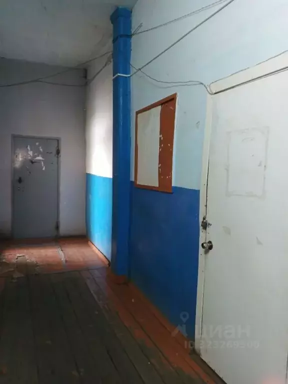 Помещение свободного назначения в Красноярский край, с. Ирбейское пл. ... - Фото 1