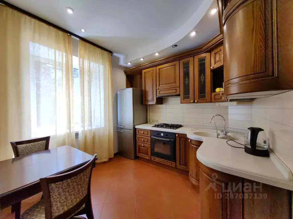 2-к кв. Нижегородская область, Нижний Новгород Большая Покровская ул., ... - Фото 1