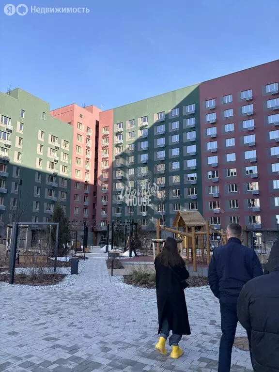 Квартира-студия: Тюмень, улица Республики, 204к12 (30.8 м) - Фото 1