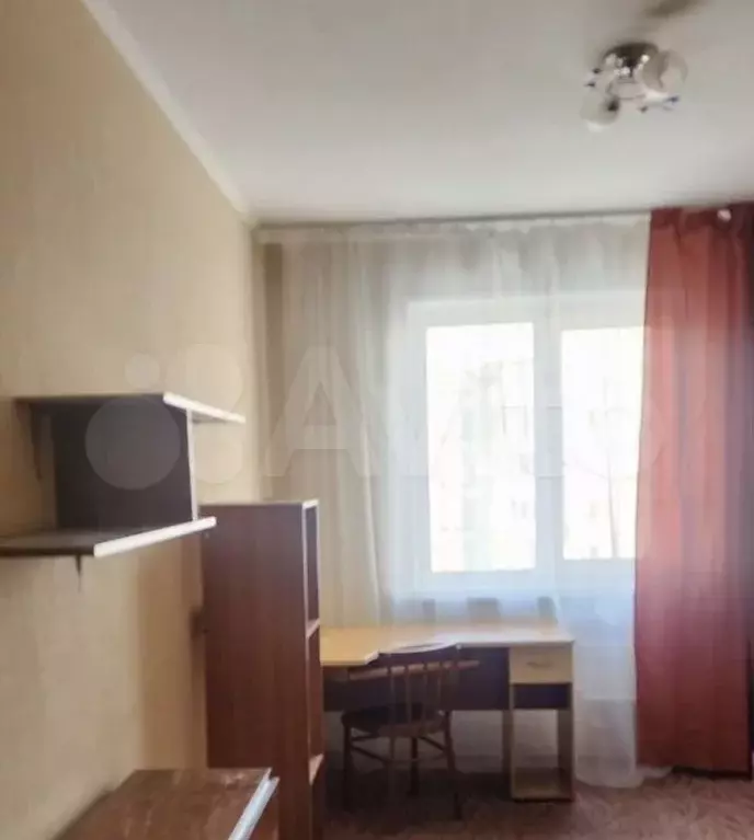 Комната 18 м в 4-к., 8/10 эт. - Фото 0