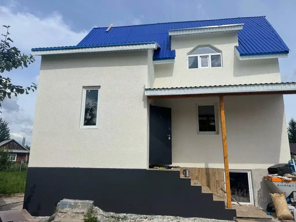 Дом в Свердловская область, Березовский ул. Павлика Морозова, 11 (109 ... - Фото 1