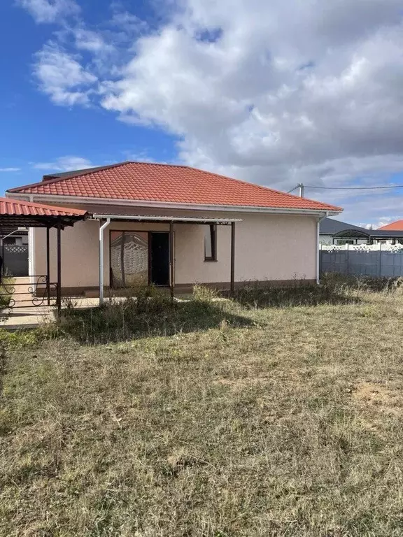 Дом в Крым, Сакский район, с. Уютное  (96 м) - Фото 0