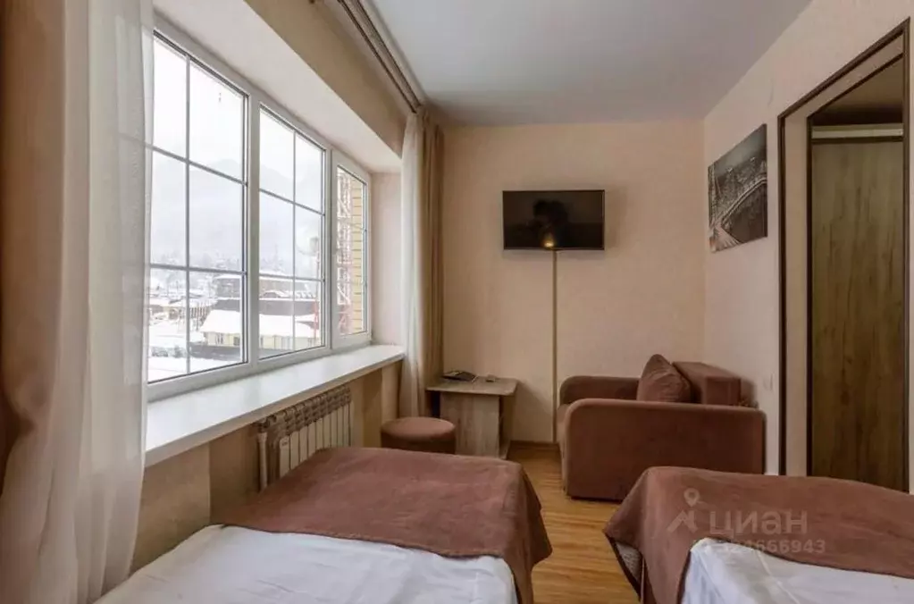 Комната Карачаево-Черкесия, Зеленчукский район, с. Архыз ул. Хубиева, ... - Фото 2