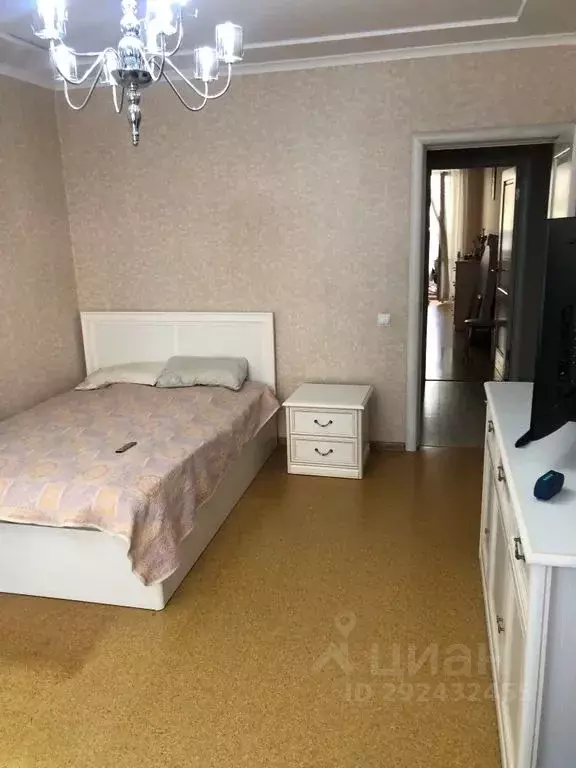 3-к кв. Калининградская область, Калининград ул. Горького, 168 (106.0 ... - Фото 1