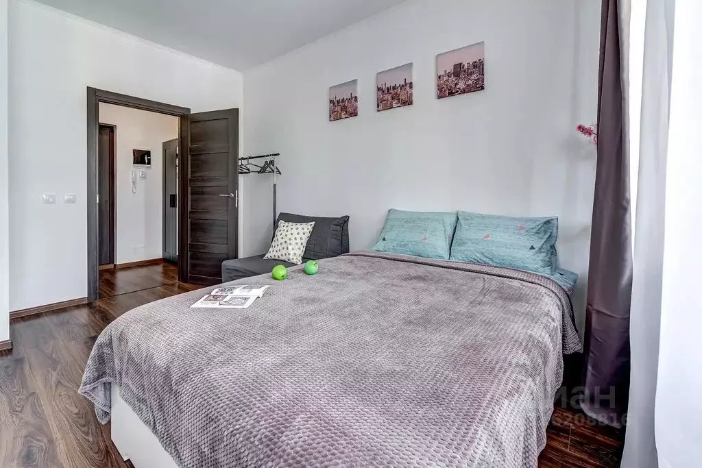 Студия Санкт-Петербург ул. Верхне-Каменская, 3к1 (30.0 м) - Фото 1