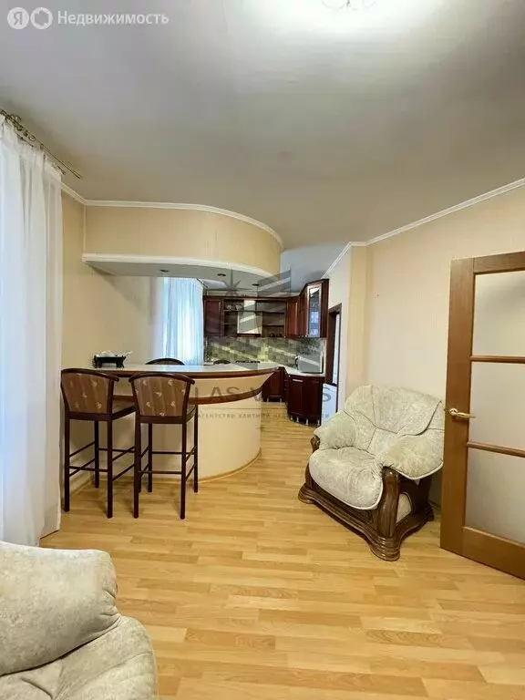 2-комнатная квартира: Казань, улица Заслонова, 3 (55 м) - Фото 0