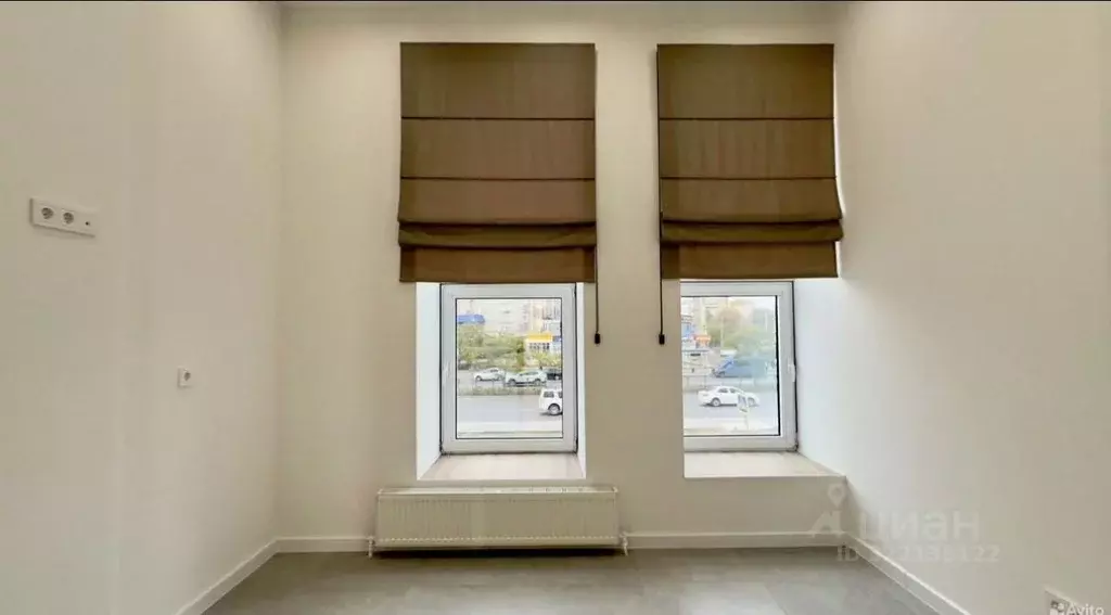 Офис в Астраханская область, Астрахань ул. Победы, 48 (8 м) - Фото 1