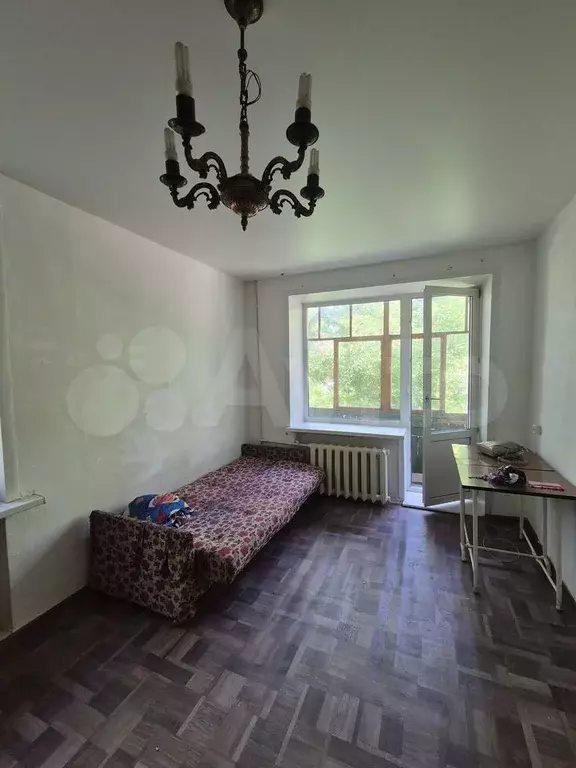 Комната 18 м в 1-к., 2/4 эт. - Фото 1