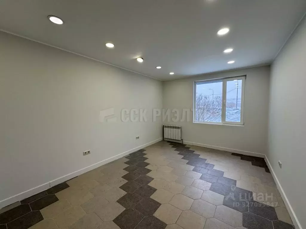 Помещение свободного назначения в Московская область, Красногорск бул. ... - Фото 0