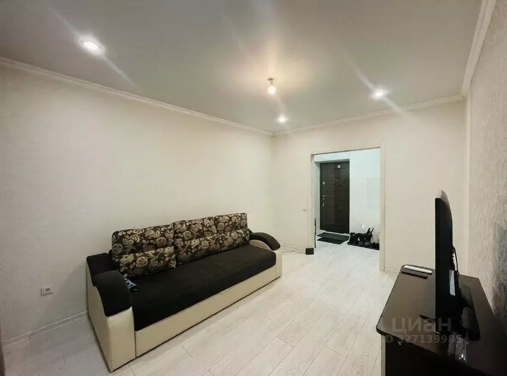 2-к кв. Хакасия, Черногорск Линейная ул., 257 (54.0 м) - Фото 1