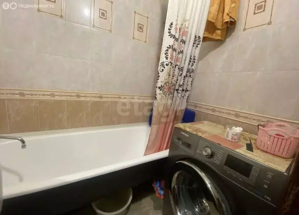 3-комнатная квартира: Новый Уренгой, проспект Губкина, 7А (96 м) - Фото 1