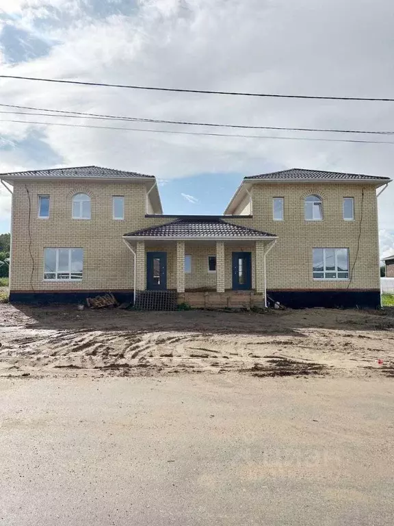 Таунхаус в Татарстан, Высокогорский район, Семиозерское с/пос, с. ... - Фото 1