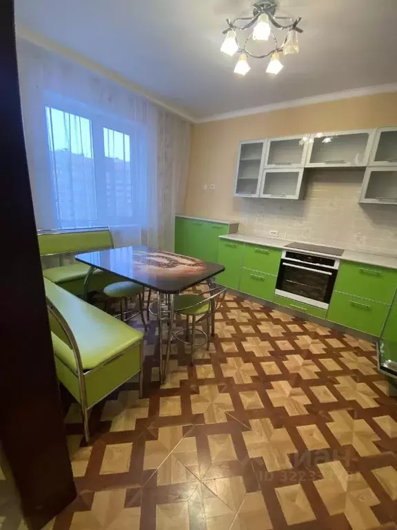 2-к кв. Ульяновская область, Ульяновск ул. Якурнова, 26 (60.0 м) - Фото 0