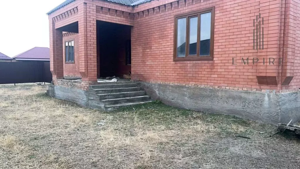 Дом в Чеченская республика, Надтеречный район, Бено-Юртовское с/пос, ... - Фото 0