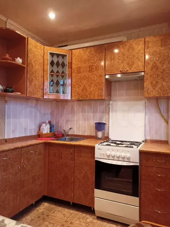 1-к. квартира, 32 м, 8/9 эт. - Фото 0
