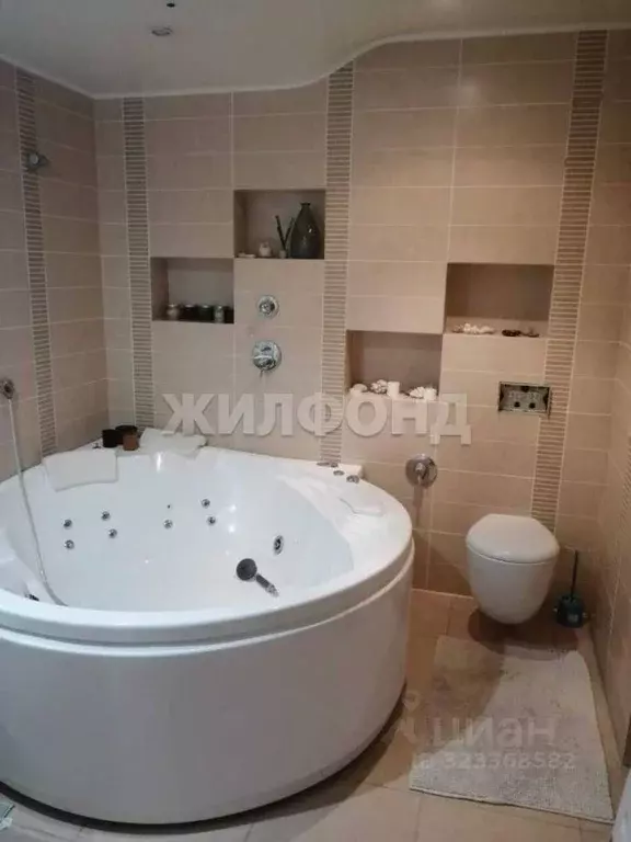 2-к кв. Новосибирская область, Новосибирск Горский мкр, 6 (68.6 м) - Фото 1