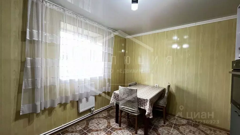 Дом в Калининградская область, Гвардейский муниципальный округ, пос. ... - Фото 2