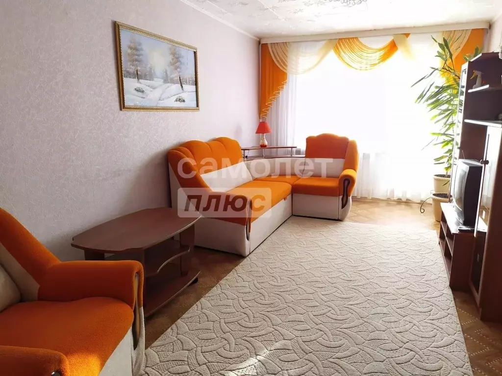 3-к кв. Тюменская область, Тюмень ул. Республики, 194 (57.4 м) - Фото 1