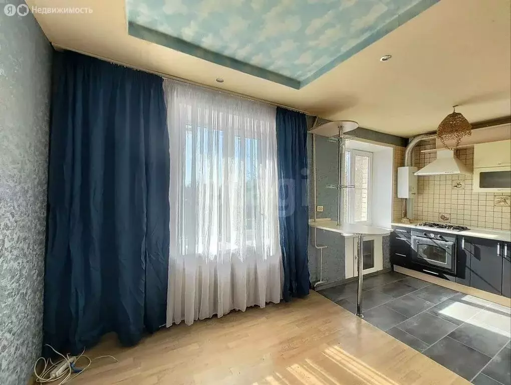 3-комнатная квартира: Калуга, улица Веры Андриановой, 68 (51.1 м) - Фото 1