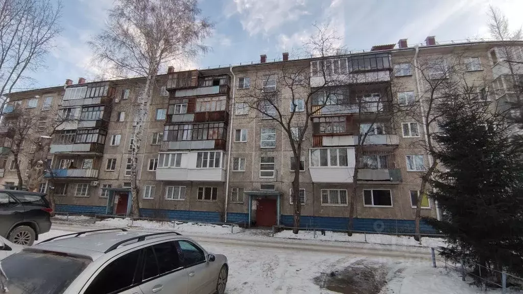 2-к кв. Омская область, Омск Заозерный мкр, ул. Сергея Тюленина, 5б ... - Фото 1