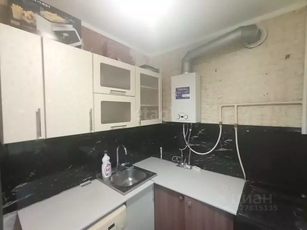 3-к кв. Крым, Симферополь ул. Лескова (50.0 м) - Фото 2