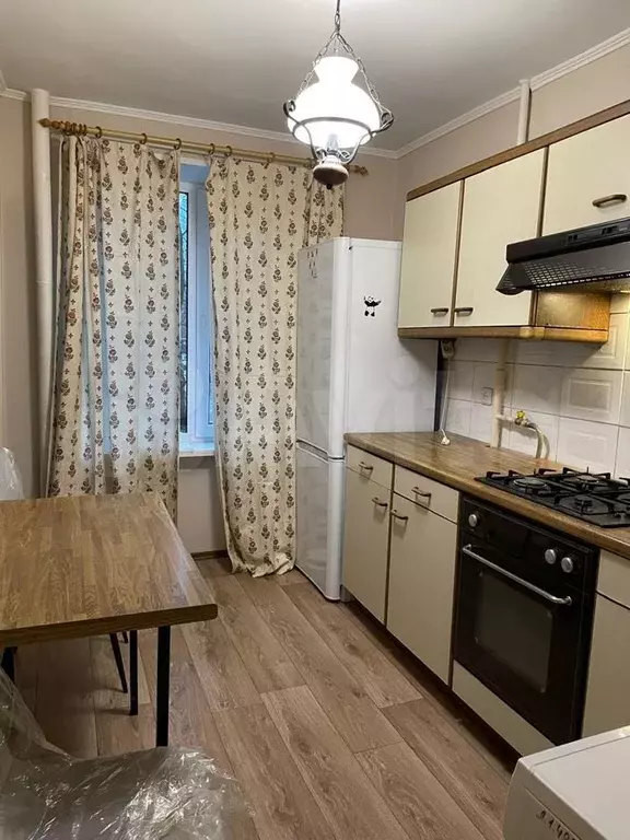 2-к. квартира, 40 м, 2/9 эт. - Фото 0