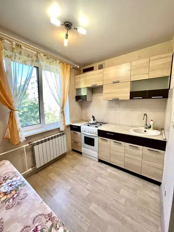 2-к. квартира, 45 м, 5/5 эт. - Фото 0
